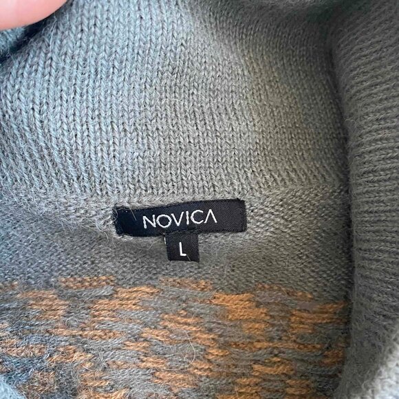 NWOT Gray Men's 100% Alpaca Cardigan from Peru, "Chakana Traveler" Size L Aztec - Picture 4 of 9